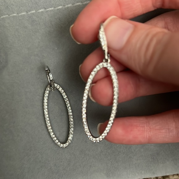 Hoop earrings - Picture 2 of 4